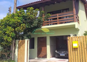 Casa no Bairro Armação do Pântano do Sul em Florianópolis com 3 Dormitórios e 140 m² - CA0116_COSTAO