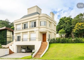Casa no Bairro Cacupé em Florianópolis com 4 Dormitórios (4 suítes) - 384278