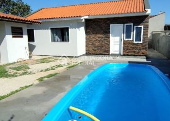 Casa no Bairro Carianos em Florianópolis com 2 Dormitórios (1 suíte) - 476283