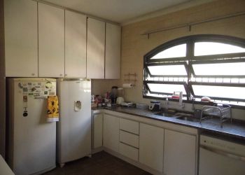 Casa no Bairro Centro em Florianópolis com 4 Dormitórios (1 suíte) - 485002