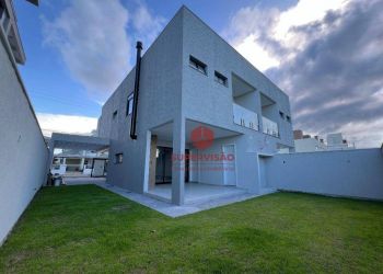 Casa no Bairro Ingleses em Florianópolis com 3 Dormitórios (3 suítes) e 185 m² - CA1059