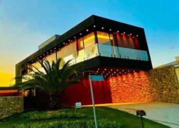 Casa no Bairro Ingleses em Florianópolis com 3 Dormitórios (3 suítes) e 147 m² - CA1087