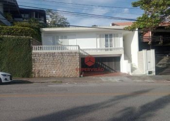 Casa no Bairro Itaguaçú em Florianópolis com 3 Dormitórios (1 suíte) e 255 m² - CA1117