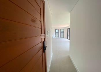 Casa no Bairro Morro das Pedras em Florianópolis com 3 Dormitórios (1 suíte) e 185 m² - 20624