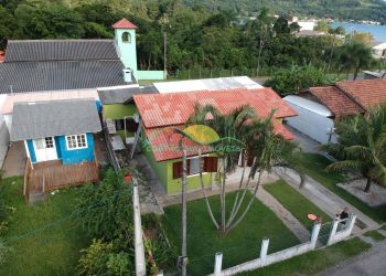 Casa no Bairro Ribeirão da Ilha em Florianópolis com 4 Dormitórios e 300 m² - CA0153_COSTAO