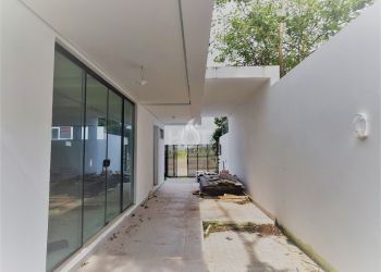 Casa no Bairro Rio Tavares em Florianópolis com 1 Dormitórios (3 suítes) e 120.99 m² - 425338