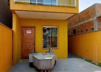 Casa no Bairro Rio Vermelho em Florianópolis com 3 Dormitórios (1 suíte) e 105 m² - CA1014