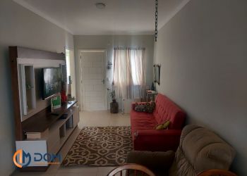 Casa no Bairro Rio Vermelho em Florianópolis com 3 Dormitórios (1 suíte) e 70 m² - 1114