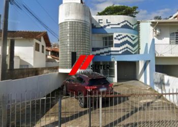 Casa no Bairro Saco dos Limões em Florianópolis com 4 Dormitórios (2 suítes) e 365 m² - CA00357V