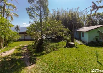 Terreno no Bairro Ribeirão da Ilha em Florianópolis com 398000 m² - 452079