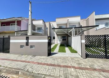 Casa no Bairro Figueira em Gaspar com 3 Dormitórios (1 suíte) e 125 m² - 35717730