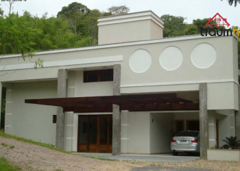 Imóvel Rural no Bairro Arraial em Gaspar com 5 Dormitórios (3 suítes) e 410000 m² - ST084