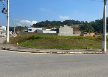 Terreno no Bairro Gaspar Mirim em Gaspar com 477.62 m² - ADT210
