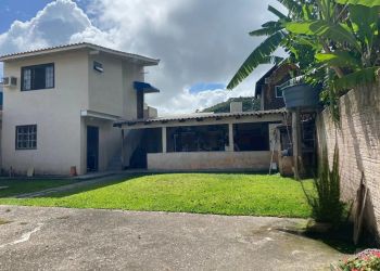 Casa em Imbituba com 3 Dormitórios - 701205