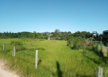 Terreno em Imbituba com 4559 m² - 412989