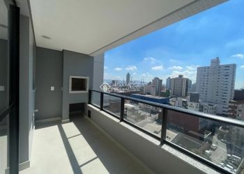 Apartamento no Bairro Centro em Itajaí com 1 Dormitórios (1 suíte) - 476175