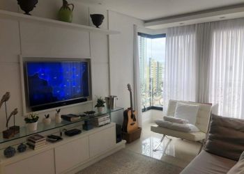 Apartamento no Bairro Fazenda em Itajaí com 3 Dormitórios (1 suíte) e 84 m² - 525