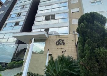 Apartamento no Bairro América em Joinville com 4 Dormitórios (3 suítes) e 141 m² - LG8768
