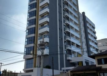Apartamento no Bairro América em Joinville com 2 Dormitórios (2 suítes) e 87 m² - LG3889