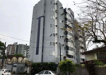 Apartamento no Bairro Anita Garibaldi em Joinville com 3 Dormitórios (1 suíte) e 90 m² - LG8940