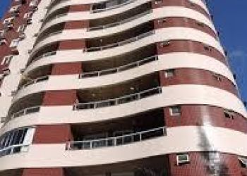 Apartamento no Bairro Atiradores em Joinville com 4 Dormitórios (1 suíte) e 139 m² - SA020