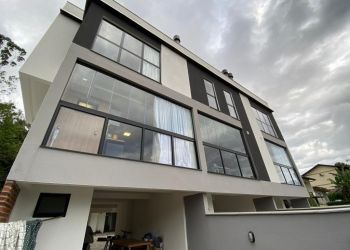 Apartamento no Bairro Boa Vista em Joinville com 2 Dormitórios (2 suítes) e 110 m² - KR621