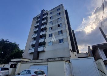 Apartamento no Bairro Bom Retiro em Joinville com 2 Dormitórios (1 suíte) e 105 m² - 08707.002