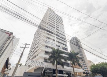 Apartamento no Bairro Centro em Joinville com 1 Dormitórios (1 suíte) - 26328S