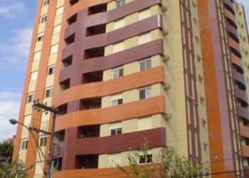Apartamento no Bairro Centro em Joinville com 3 Dormitórios (1 suíte) e 128.5 m² - BU53356V