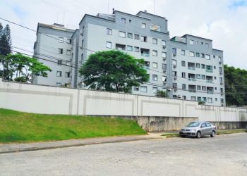 Apartamento no Bairro Costa e Silva em Joinville com 3 Dormitórios (1 suíte) e 125 m² - KA355