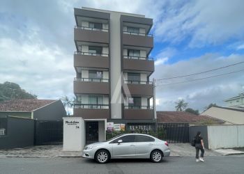 Apartamento no Bairro Costa e Silva em Joinville com 1 Dormitórios (1 suíte) - 24988A