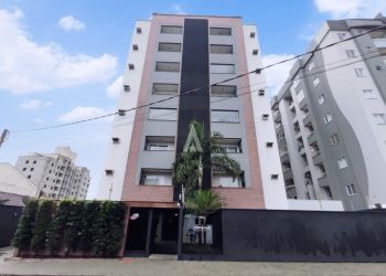 Apartamento no Bairro Costa e Silva em Joinville com 2 Dormitórios (1 suíte) e 64 m² - 12611.001