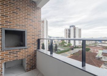 Apartamento no Bairro Floresta em Joinville com 1 Dormitórios (1 suíte) - 26355