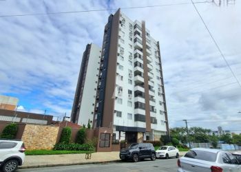 Apartamento no Bairro Glória em Joinville com 3 Dormitórios (1 suíte) e 85 m² - 70121.001