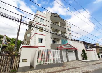 Apartamento no Bairro Saguaçú em Joinville com 3 Dormitórios (1 suíte) e 77 m² - 12579.001