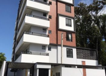 Apartamento no Bairro Santo Antônio em Joinville com 3 Dormitórios (1 suíte) e 207.11 m² - BU53667V