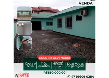 Casa no Bairro Costa e Silva em Joinville com 3 Dormitórios (1 suíte) - 269
