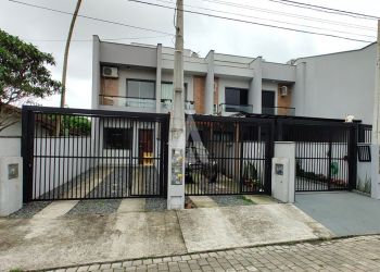Casa no Bairro Nova Brasília em Joinville com 2 Dormitórios - 25486N
