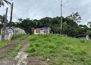 Casa no Bairro São Marcos em Joinville com 2 Dormitórios e 50 m² - 02746001