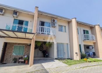 Casa no Bairro Vila Nova em Joinville com 2 Dormitórios - 25915