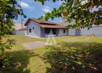 Casa no Bairro Vila Nova em Joinville com 1 Dormitórios (1 suíte) - 25998A