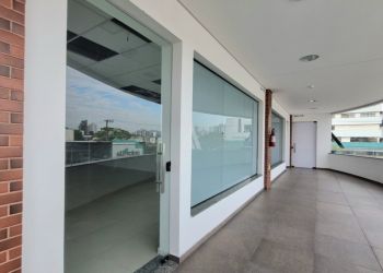 Sala/Escritório no Bairro América em Joinville com 60 m² - 70014.015
