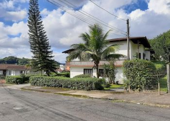 Terreno no Bairro Glória em Joinville com 961 m² - KT375