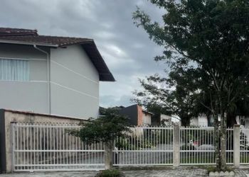 Terreno no Bairro Vila Nova em Joinville com 760 m² - ST019