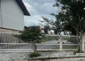 Terreno no Bairro Vila Nova em Joinville com 380 m² - ST021