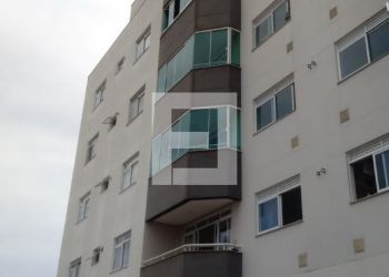 Apartamento no Bairro Centro em Palhoça com 3 Dormitórios (1 suíte) e 251 m² - 2663