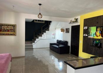 Casa no Bairro Pinheira em Palhoça com 3 Dormitórios (1 suíte) e 300 m² - 20503