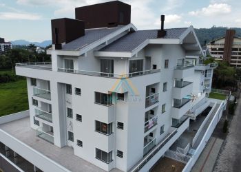 Apartamento no Bairro Centro em Pomerode com 3 Dormitórios (3 suítes) e 132.67 m² - 4760192