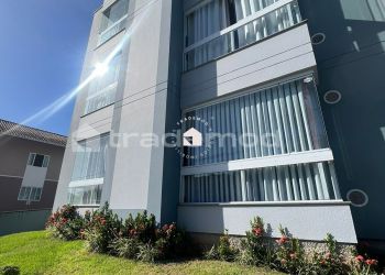 Apartamento no Bairro Centro em Pomerode com 2 Dormitórios e 70 m² - AP00119
