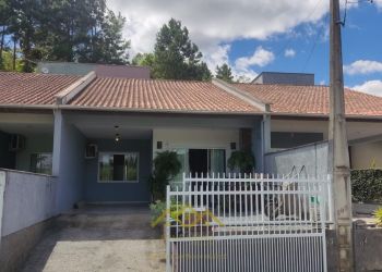 Casa no Bairro Testo Central em Pomerode com 2 Dormitórios e 79.8 m² - 5730022